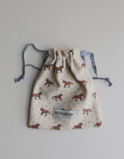 horse and snow ribbon pouch