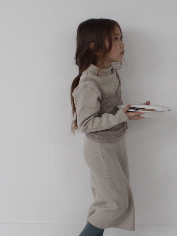 what comfortable knit skirt this is