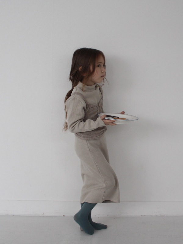 what comfortable knit skirt this is
