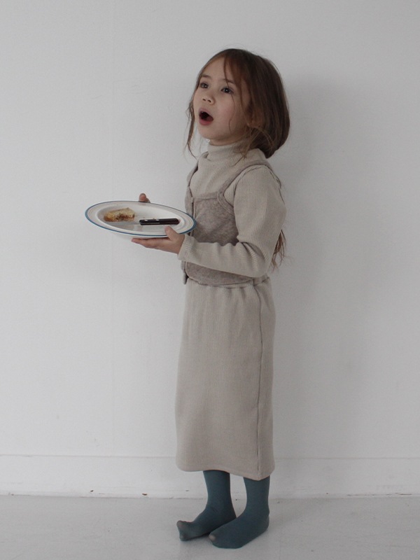 what comfortable knit skirt this is