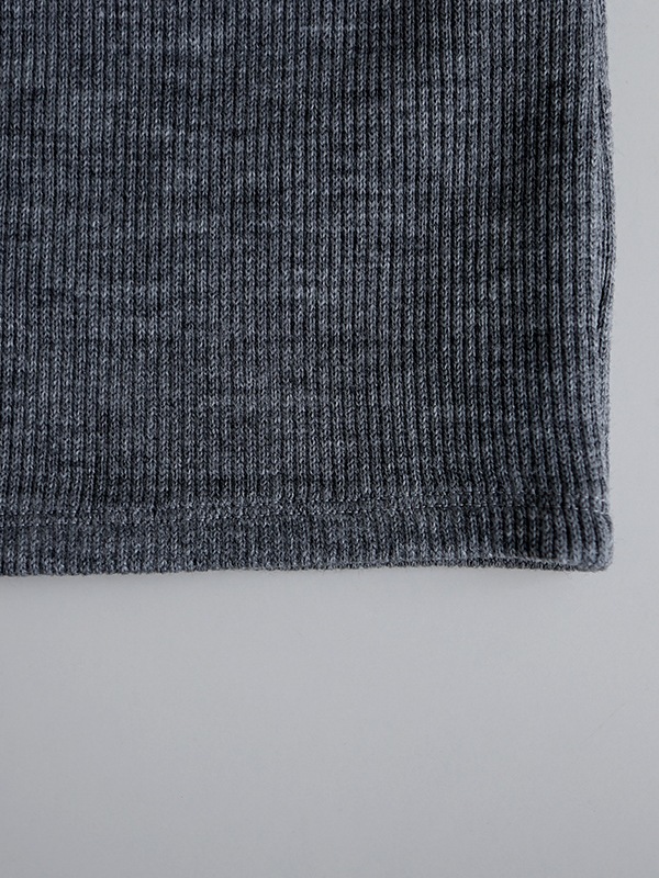 what comfortable knit skirt this is