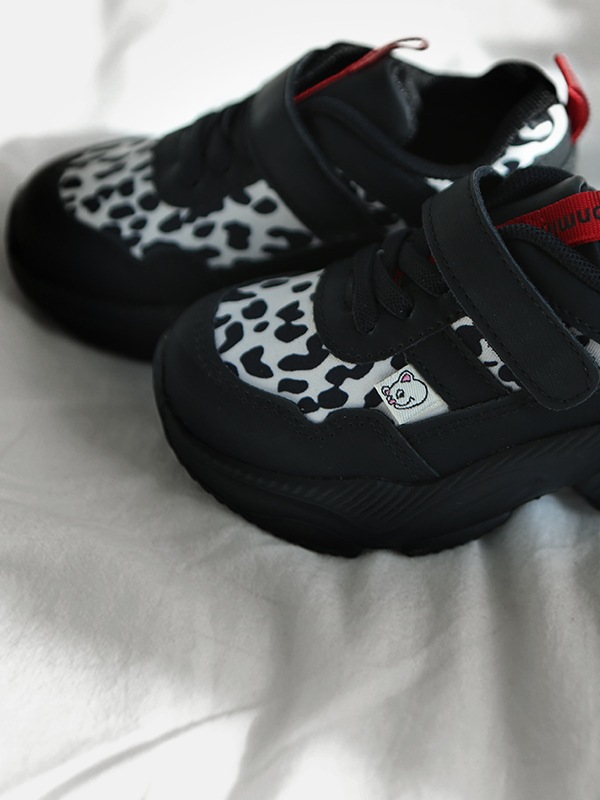 blackblack dalmatian shoes