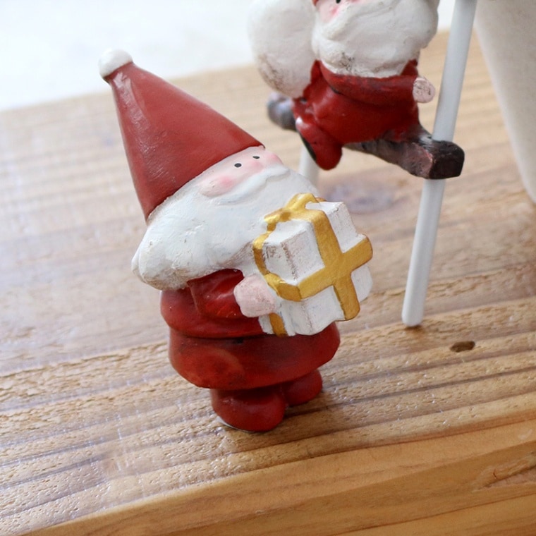 カヴェリクリスマス　サンタ　プレゼント