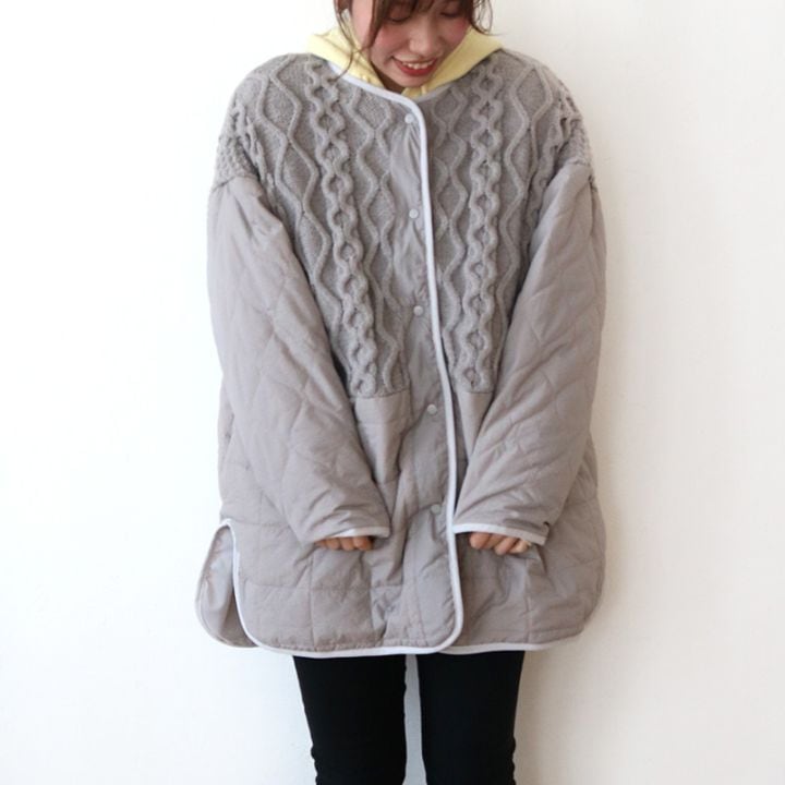 ニット×キルティング ノーカラーアウター○