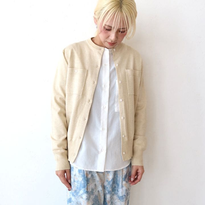 マイクロラメ丸首ニットカーディガン