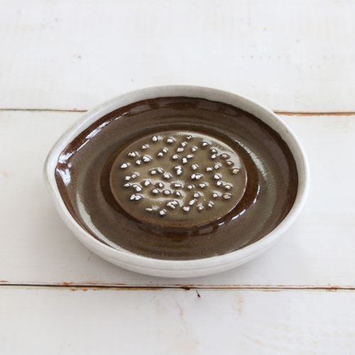 もとしげ　おろし器　中　白マット