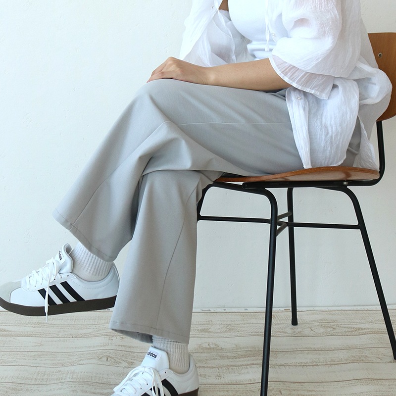 トリックジップ きれいめポンチのタックストレートパンツ LGY