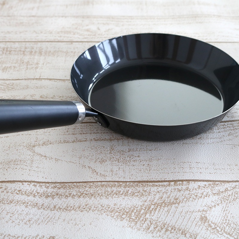 HD 鉄フライパン 22cm BK