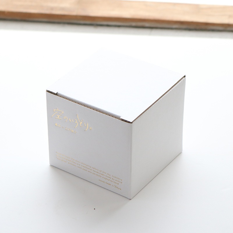 空のいろどり　グラス　青空