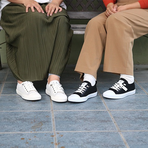 GENUINスニーカー BK|BouJeloud(ブージュルード)