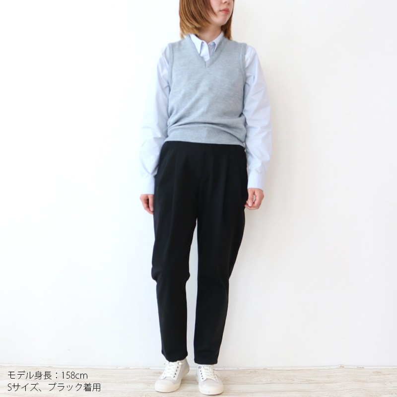 トリックジップ きれいめポンチのタックテーパードパンツ NV
