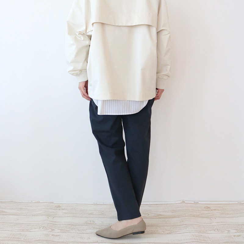 【3/15まで1000円引】トリックジップ きれいめポンチのタックテーパードパンツ NV