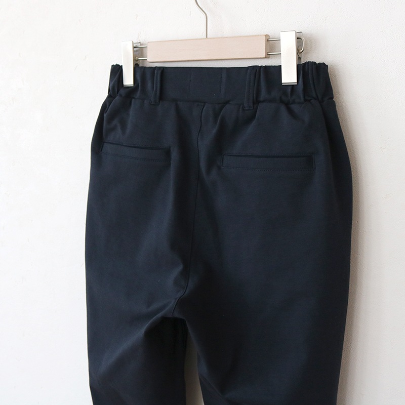 【3/15まで1000円引】トリックジップ きれいめポンチのタックテーパードパンツ NV