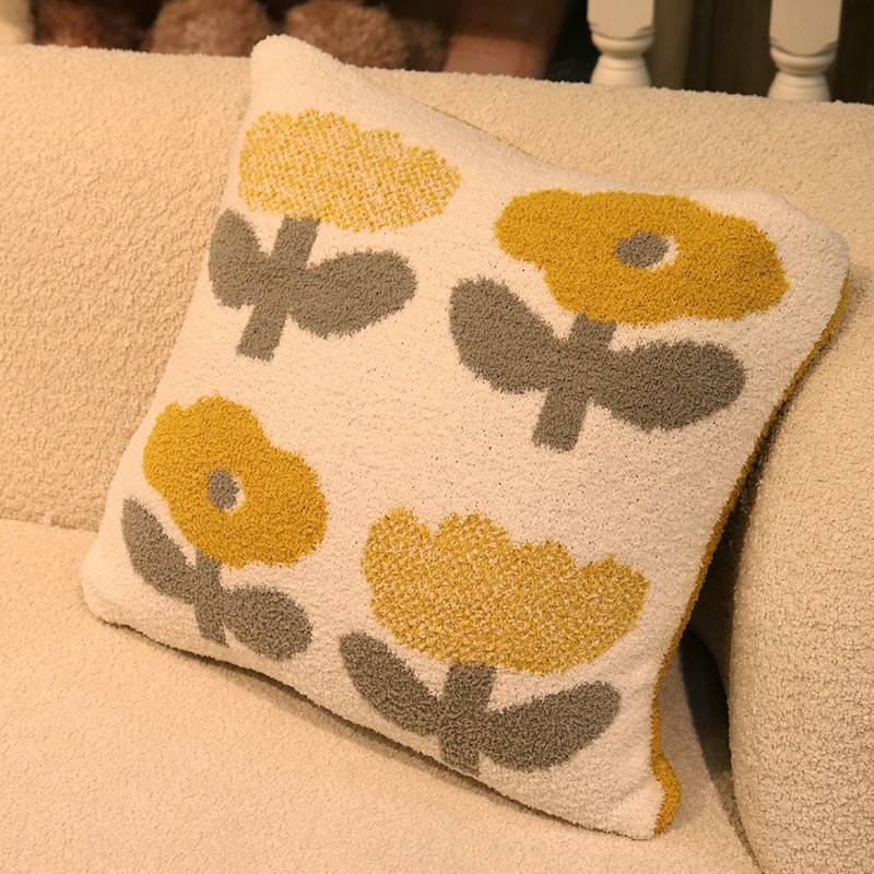 イロドリフラワー クッションカバー YE | ハンプティーダンプティー