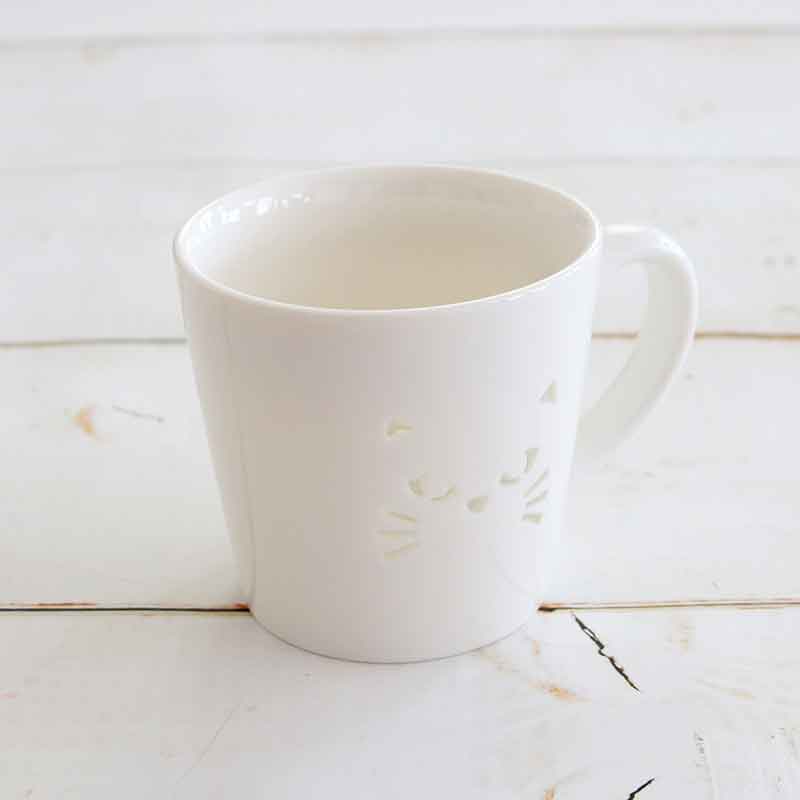 透かしマグ　ネコ