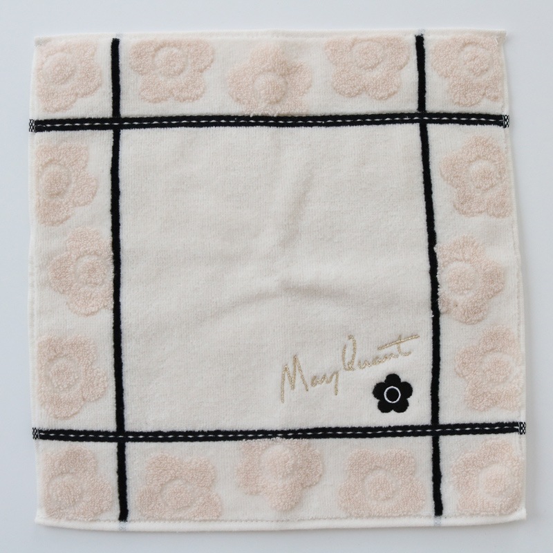 MARY QUANT(マリークヮント)ハンドタオル