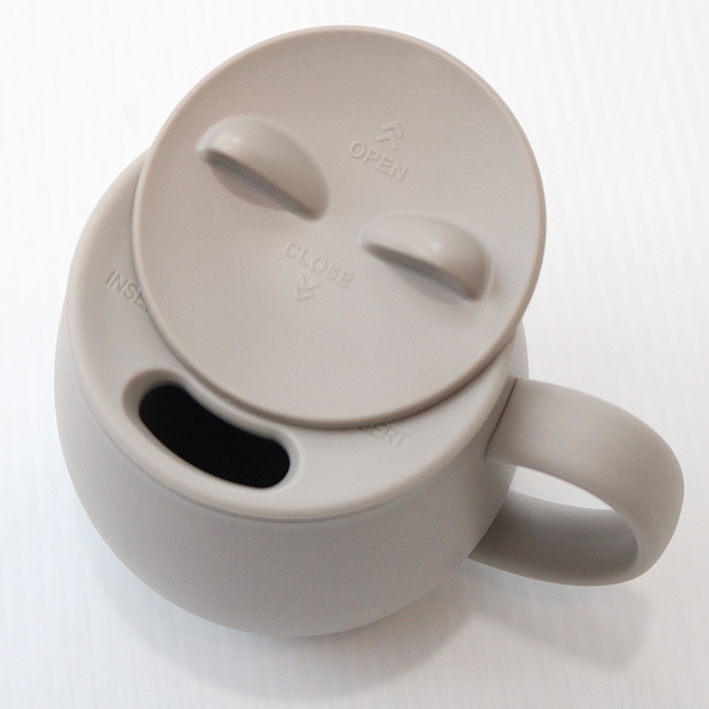 【4/5までポイント10倍】ポケトルネコマグ　グレージュ