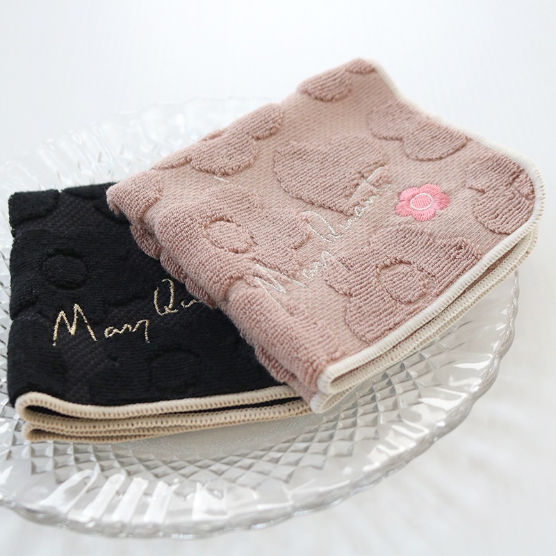 MARY QUANT（マリークヮント） ハンドタオル 1503