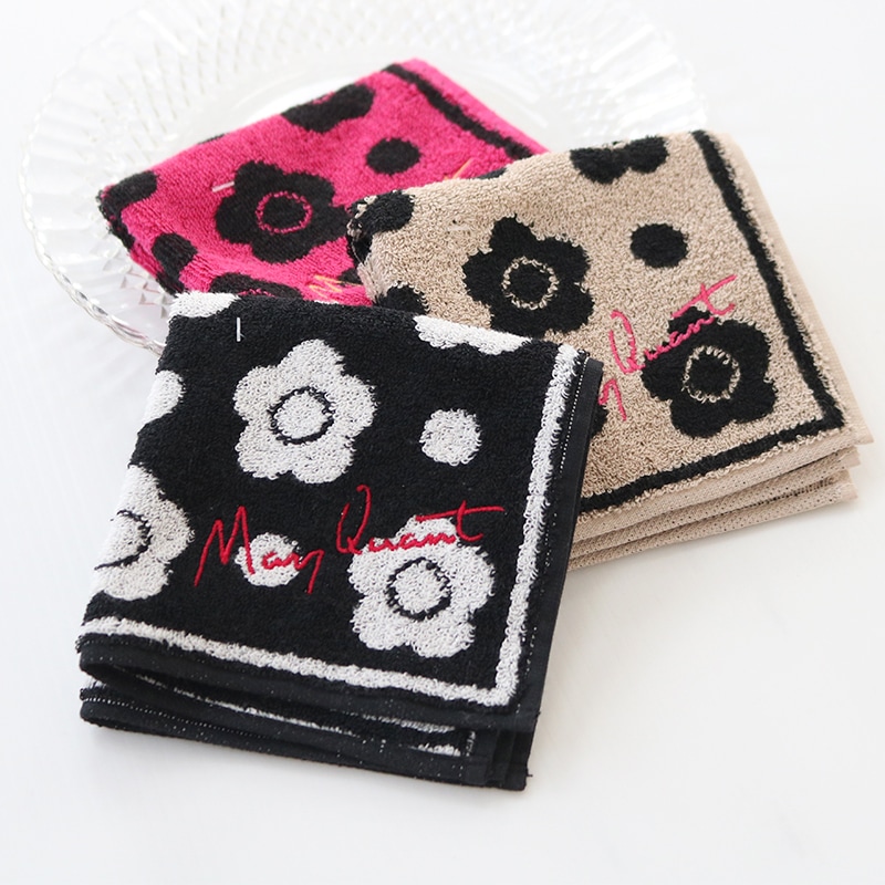 MARY QUANT(マリークヮント)ハンドタオル 1201