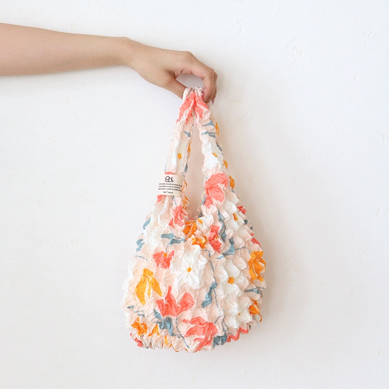 しぼりバッグ ポルクベージュ Wpc.