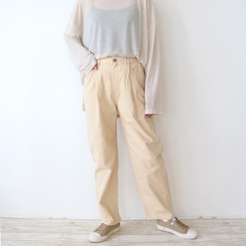 トリックジップ ピーチライクコットンのタックパンツ BE