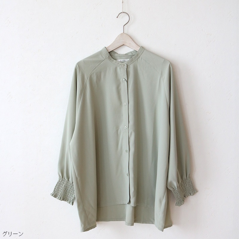 シャーリングブラウス