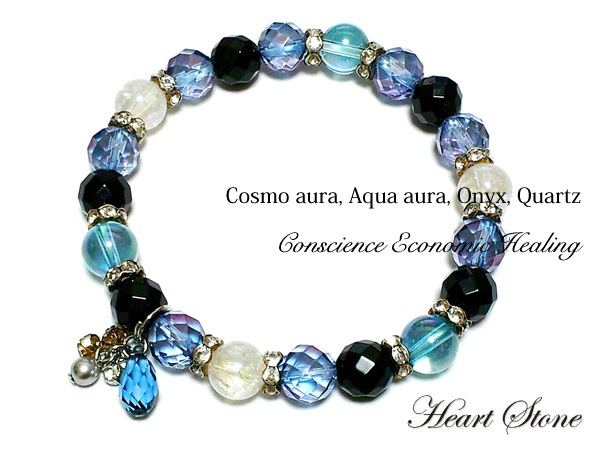 �ڱ���ռ��ȷҤ���ۥ�����ϥҡ���󥰥֥쥹��UNIVERSE