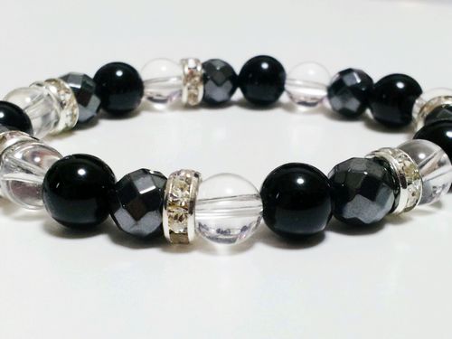 ���Ӥ˽ɤ����ʤ뵳�Ρܡ��۰��ܤǤ��������BLACK��KNIGHT�ʥ֥�å��ʥ��ȡ�