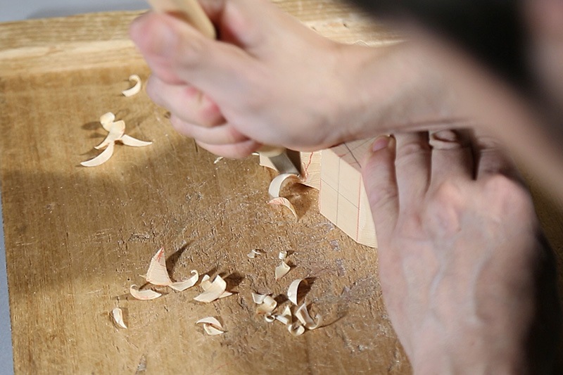 こころの木彫り「招福 うし」DVD+彫刻刀