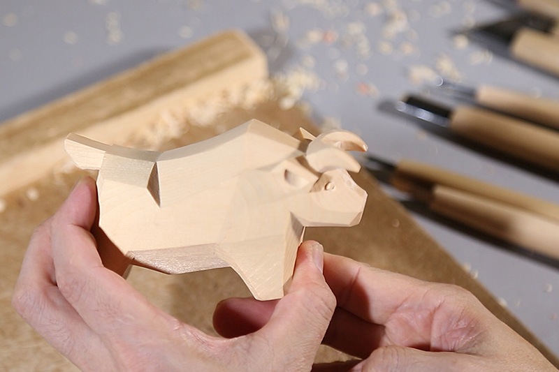 こころの木彫り「招福 うし」DVD+彫刻刀