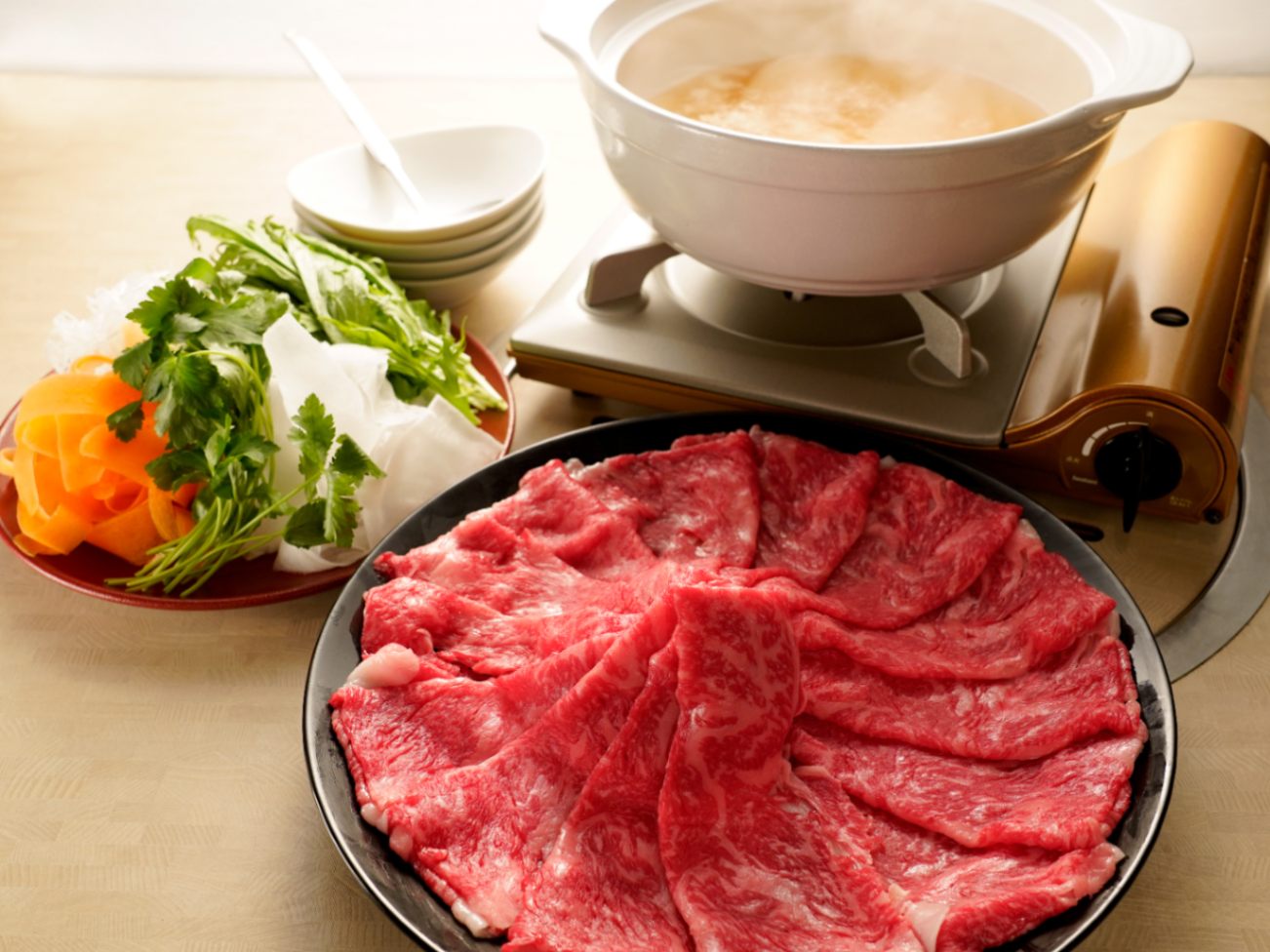 五感で味わう日本の味 A5等級黒毛和牛と東京・日本橋にんべん 本格だししゃぶセット