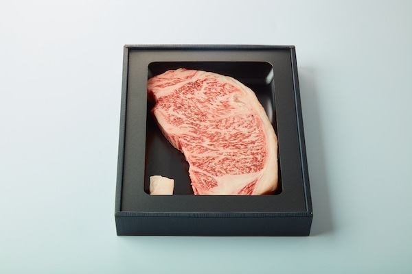 【A5等級】和牛上霜降りステーキ 大判1枚約400g