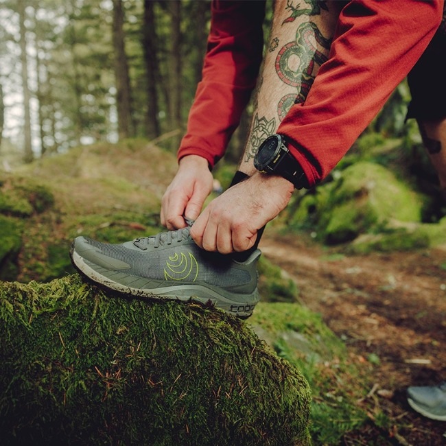 トポアスレチック topo athletic MTN レーサー 4 メンズ MTN RACER 4 Ms