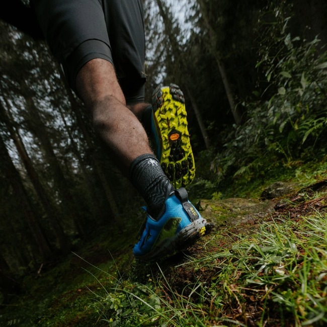 アルトラ ALTRA ローンピーク 9+ メンズ LONE PEAK 9+ Ms