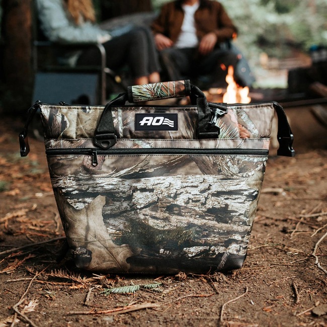 エーオークーラーズ AO Coolers 12パック キャンバス ソフトクーラー エーオークーラーズ AO Coolers 12パック キャンバス ソフトクーラー