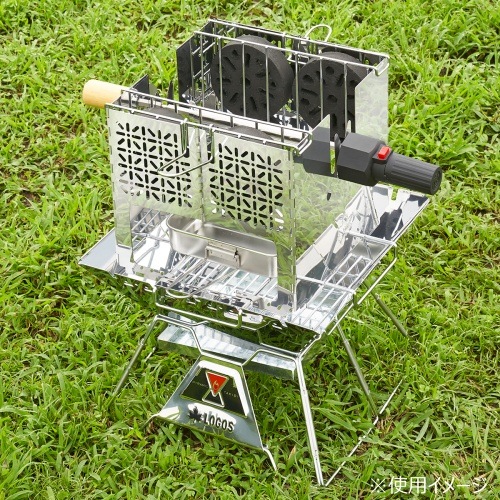 ロゴス くるくるクッキンググリル シルバー【新品・未使用未開封】 ロゴス】電動回転バーと炭火で焼き上げる「くるくるクッキング