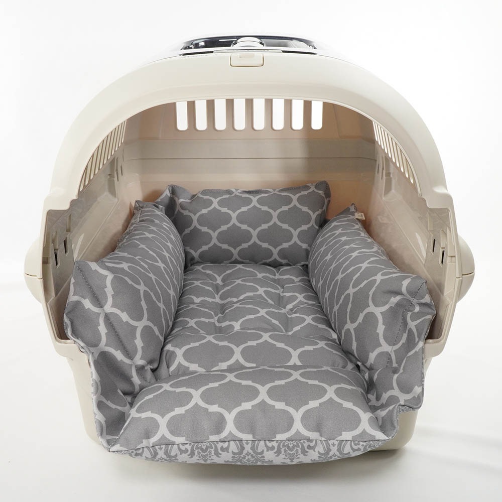ペットが喜ぶ キャリークッションベッド/クレートクッション ダマスクモロッカン グレー Mサイズ