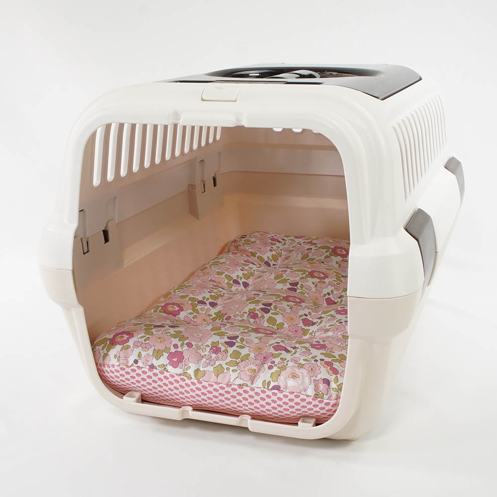 夏用縁無しクッションベッド iCOLD 接触冷感 リバティプリント Betsy ピンク Sサイズ