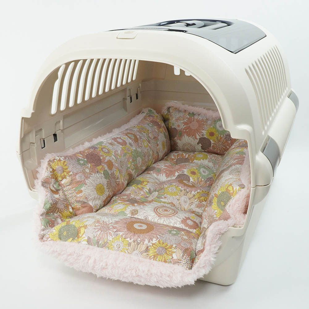 【限定品】ペットが喜ぶ キャリークッションベッド リバティプリント スモールスザンナ シャービーピンクファー Mサイズ