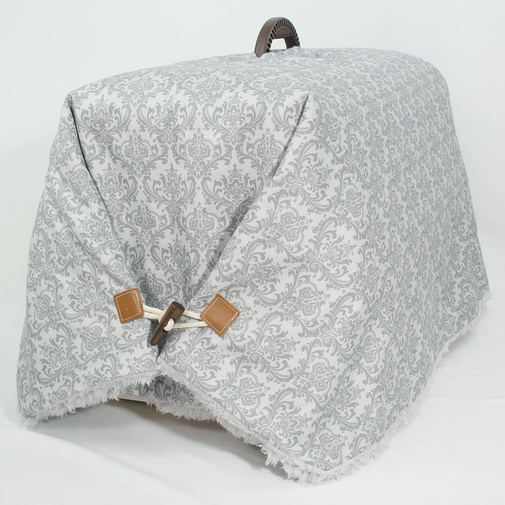 あったか３WAY キャリーカバーブランケット ダマスク グレーファー＜マルチ幅＞ Mサイズ（トグルボタン付き）