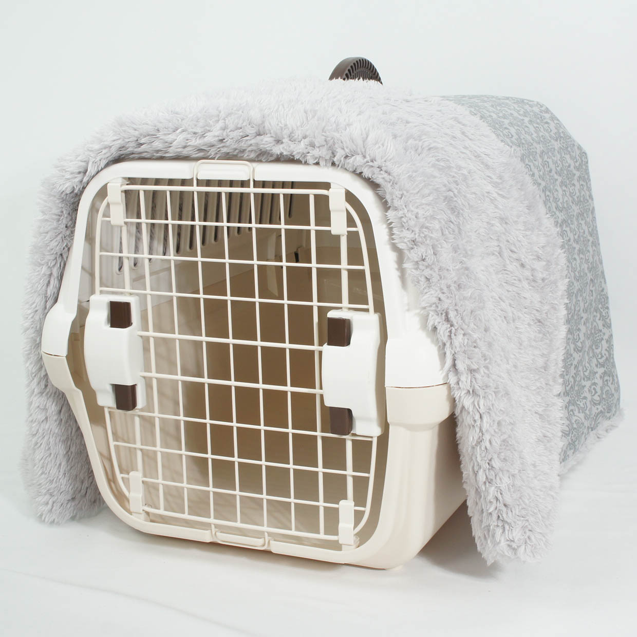 あったか３WAY キャリーカバーブランケット ダマスク グレーファー＜マルチ幅＞ Mサイズ（トグルボタン付き）