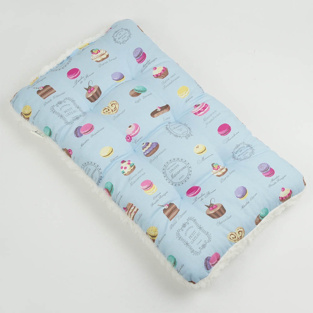 縁無しクッションベッド/クレートクッション マカロンブルーファー Sサイズ