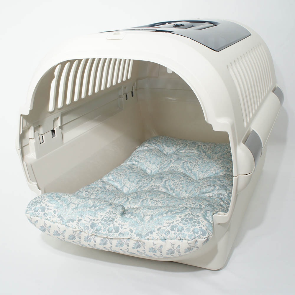 あごのせ縁無しクッション/クレートクッション royal albert ダマスク アラベスク サックスブルー Mサイズ