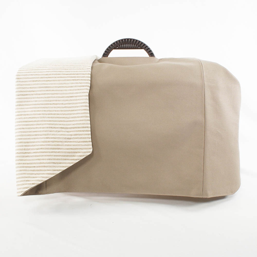 Helen's クレートカバー モカ Sサイズ トグルボタン付き