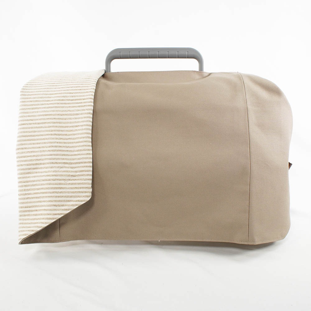 Helen's クレートカバー モカ Sサイズ トグルボタン付き