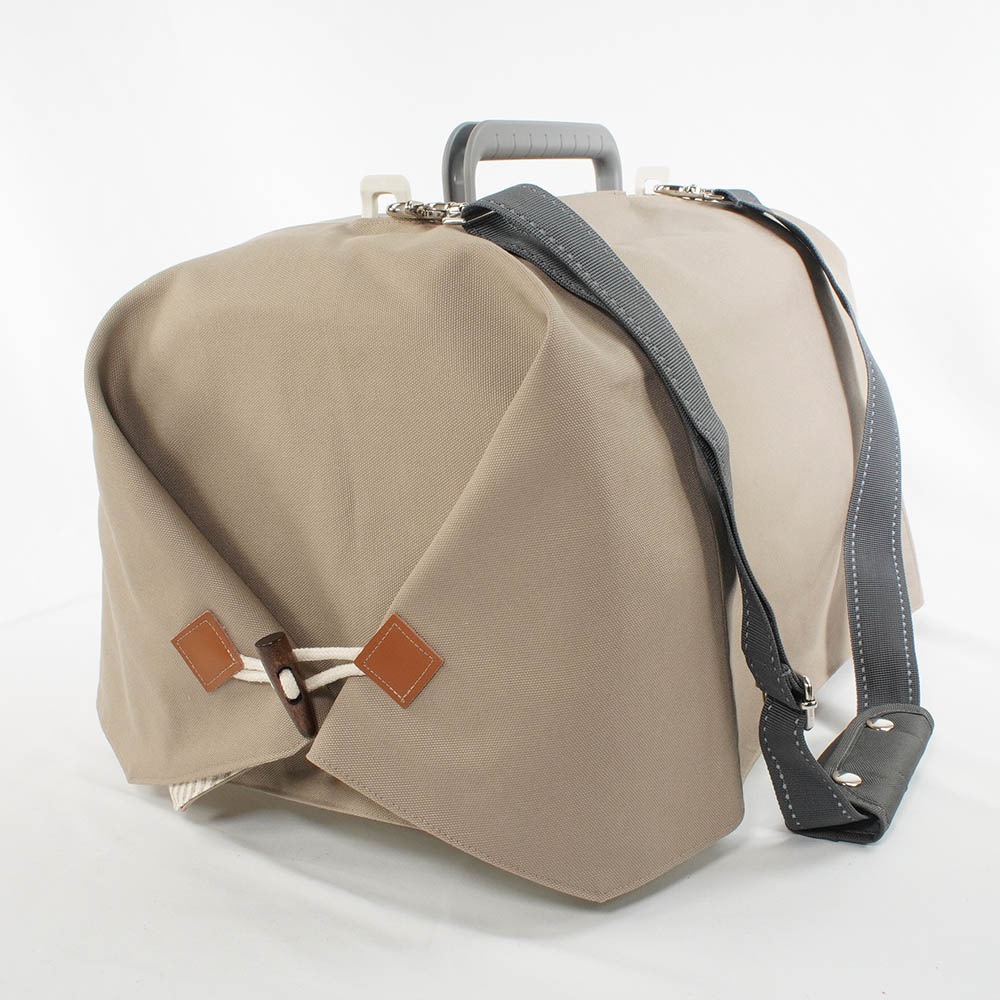 Helen's クレートカバー モカ Sサイズ トグルボタン付き