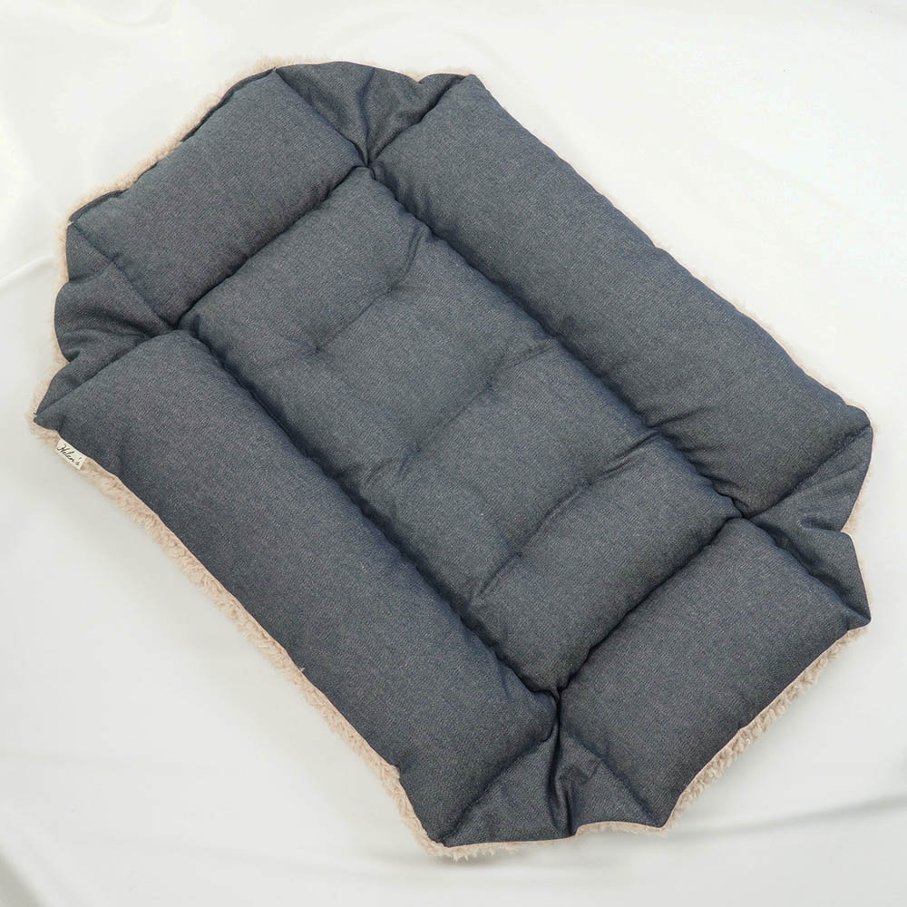 ペットが喜ぶ キャリークッションベッド/クレートクッション 10オンスデニムネイビーファー Mサイズ