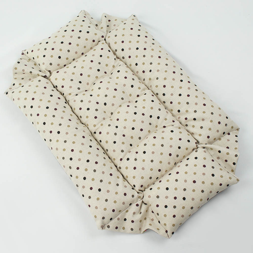 ペットが喜ぶ キャリークッションベッド/クレートクッション マカロンチョコドット Sサイズ