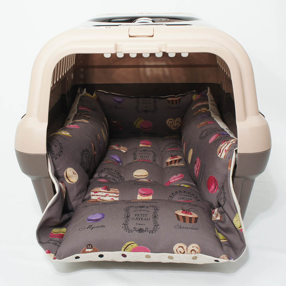 ペットが喜ぶ キャリークッションベッド/クレートクッション マカロンチョコドット Sサイズ