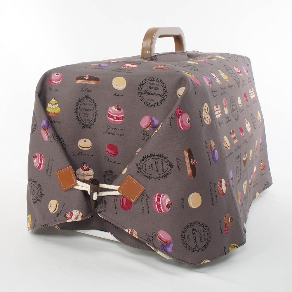 Helen's クレートカバー マカロンチョコドット Sサイズ トグルボタン付き